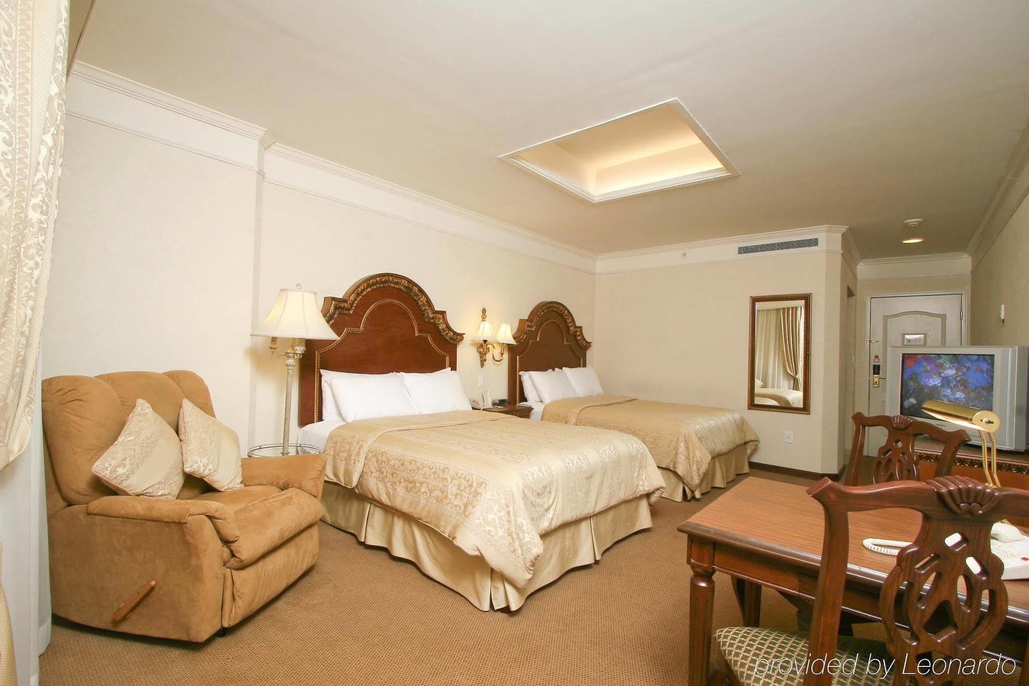 Safi Royal Luxury Valle San Pedro Garza Garcia Pokój zdjęcie A room at the hotel